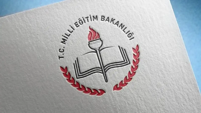 Milli Eğitim Bakanlığı'nın (MEB) açıklamasının ardından binlerce öğrenci ve veli,