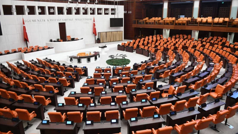 TBMM Genel Kurulu, çalışmalarına 31 Temmuz’a kadar aralıksız devam edecek. Meclis’in