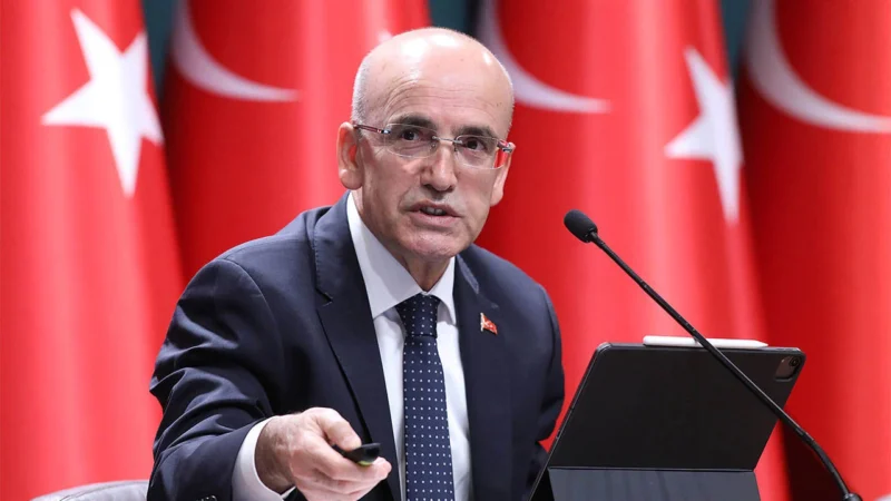 Hazine ve Maliye Bakanı Mehmet Şimşek, rezervlerin güçlenmeye devam ettiğini