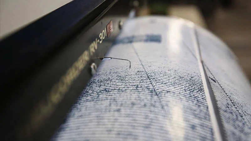 Samsun'da saat 13.28 sıralarında 3.4 büyüklüğünde deprem meydana geldi.