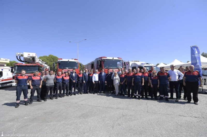 İzmir Büyükşehir Belediye Başkanı Dr. Cemil Tugay, Çiğli İzmir Atatürk