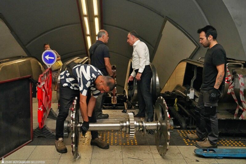 İzmir Büyükşehir Belediye Başkanı Dr. Cemil Tugay’ın talimatıyla İzmir Metro