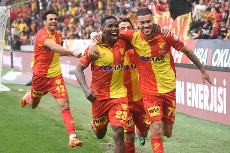 Göztepe, Süper Lig'in 2. haftasında bugün Fenerbahçe'yi konuk edecek. Gürsel