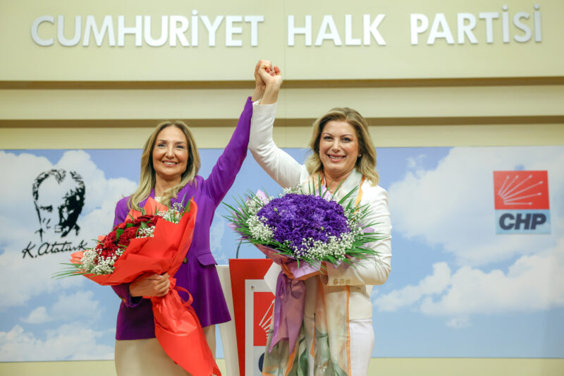 Cumhuriyet Halk Partisi Kadın Kolları Genel Başkanlığı’nda devir teslim töreni