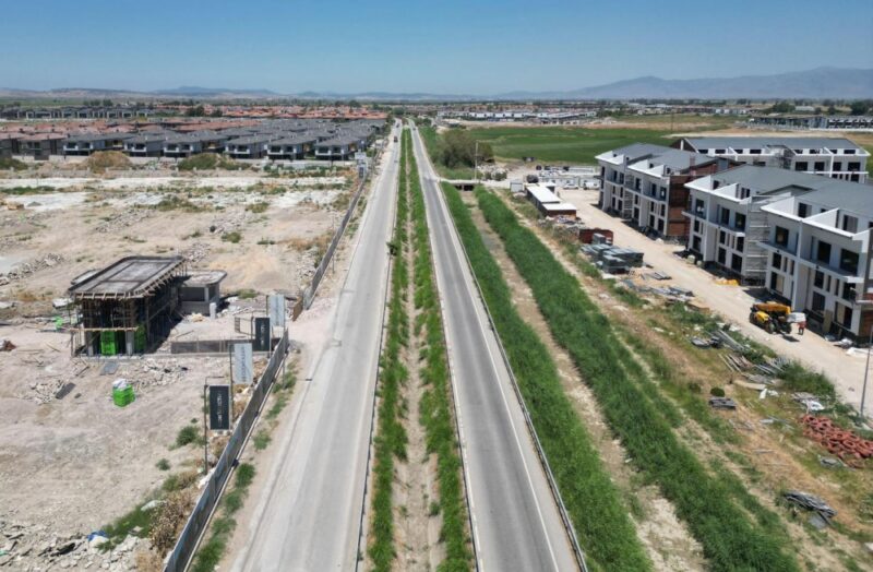 Çiğli Belediyesi ile İzmir Büyükşehir Belediyesi'nin Sasalı Mahallesi’nde ortaklaşa başlattığı