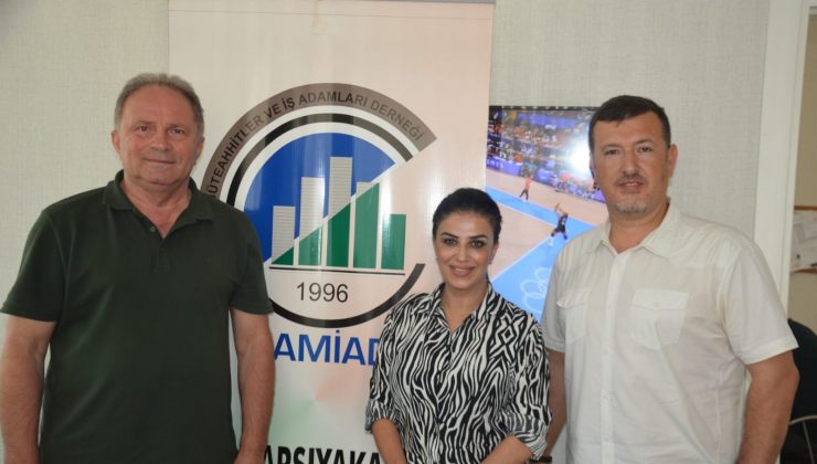 Başkan Ahmet Akyüz: “İnşaat Sektörü Faiz İndirimlerini Bekliyor”

Ege Basın Yayın