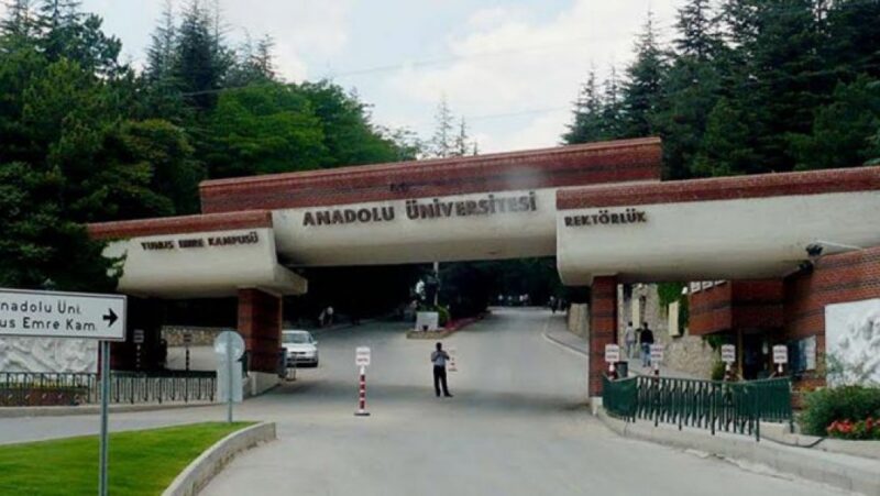 Anadolu Üniversitesi Açıköğretim Fakültesi (AÖF) kayıt ücretlerine yüzde 70'e varan