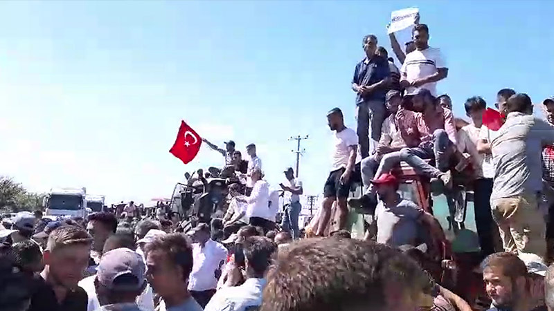 Hangi taşın altına baksan devletin yanlış tarım politikası çıkıyor. Üretici