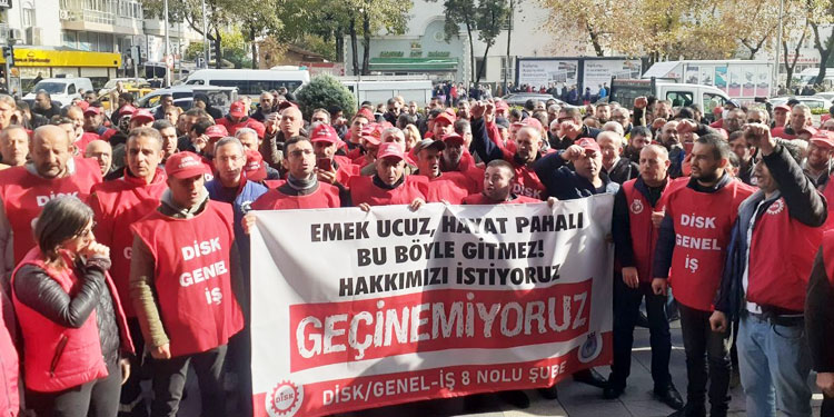Karşıyaka Belediyesine bağlı Kent Aş. işçilerinin ücretlerini zamanında ve tam