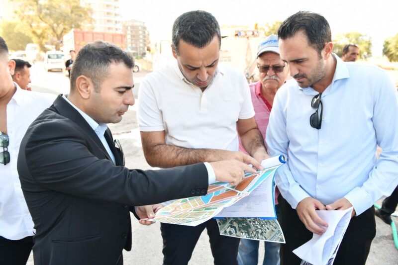 Çiğli Belediyesi, ilçe genelinde yaya ve araç trafiğini rahatlatacak üst
