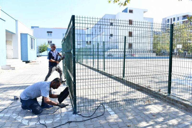 Çiğli Belediyesi yeni eğitim öğretim dönemi öncesi ilçedeki okullara yönelik