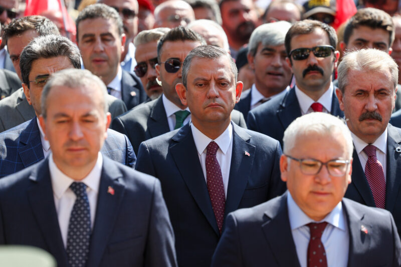 Cumhuriyet Halk Partisi Genel Başkanı Özgür Özel, Sivas Atatürk Kongre