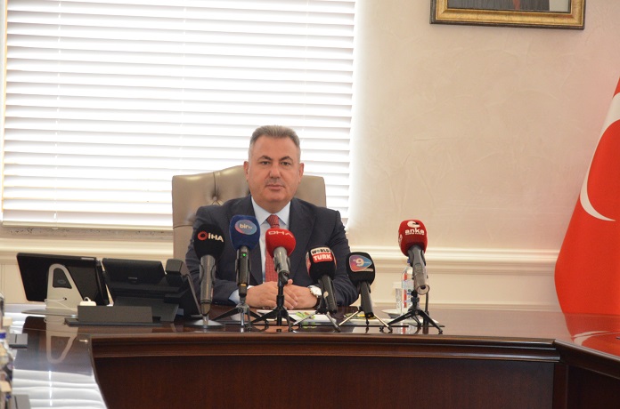 İzmir Valisi Elban’dan Asayiş ve Güvenlik Raporu: 112 ÇağrıBaşarılar.İzmir Valisi
