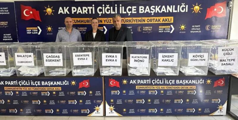 AK Parti hafta sonu ilçelerde delege seçimleri yaptı. Karşıyaka ve