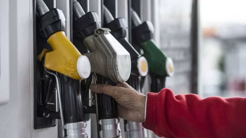 Brent petrol fiyatlarında dalgalanmayla, benzin, motorin ve otogaz fiyatları da