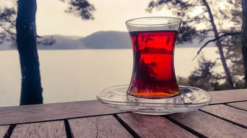 Çay keyfi sağlığınıza zarar verebilir! Çayı yanlış demlemek tehlikeli sonuçlar
