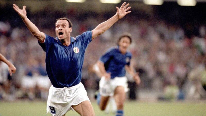 İtalyan eski futbolcu Salvatore Schillaci, 59 yaşında hayatını kaybetti. Schillaci