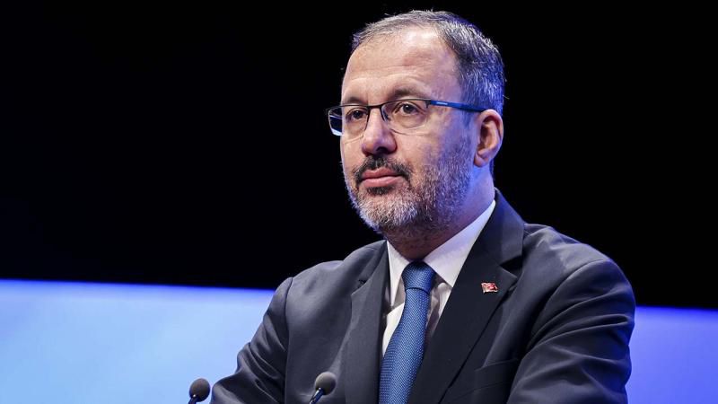 Önceki dönem Gençlik ve Spor Bakanı, AK Parti İzmir Milletvekili