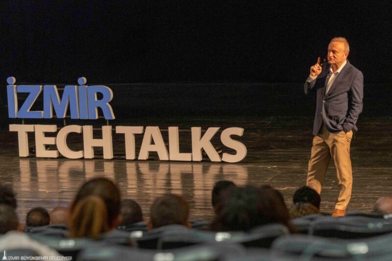 Bu yıl 93’üncüsü düzenlenen İzmir Enternasyonal Fuarı’nda “TechTalks” etkinliğine konuk
