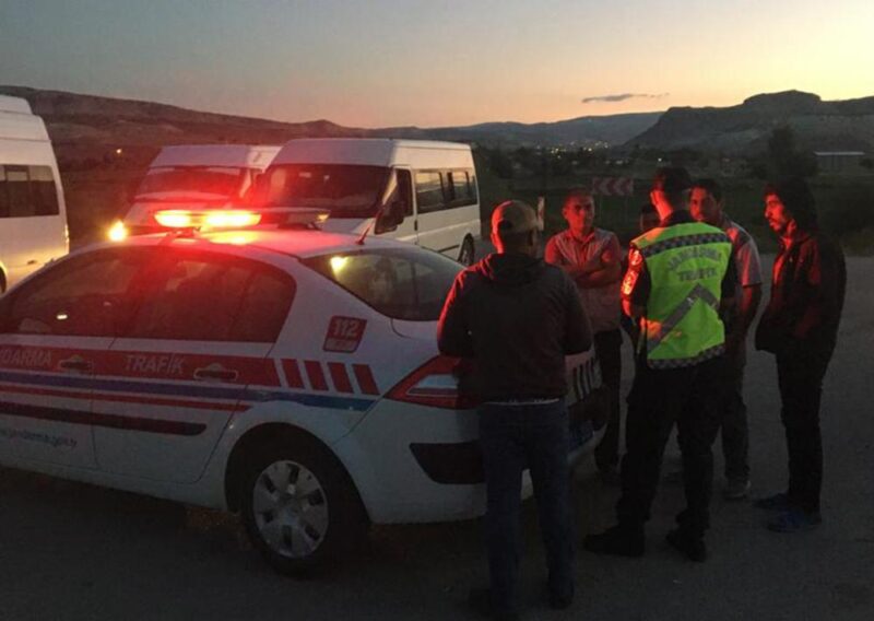 
Beypazarı’nda jandarma ekipleri, 25 yıl kesinleşmiş hapis cezası bulunan 29