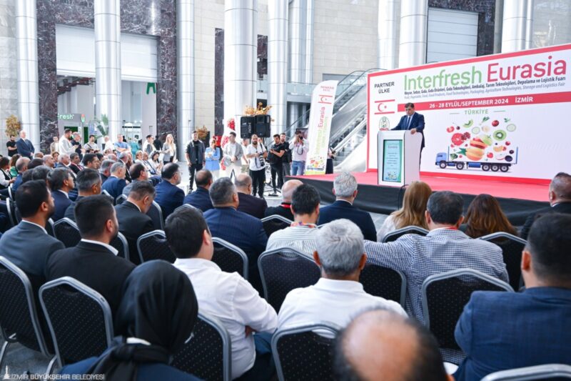Interfresh Eurasia Fuarı’nın açılışında konuşan İzmir Büyükşehir Belediye Başkanı Dr.