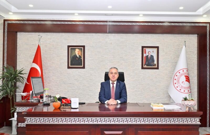 İzmir’de 134 yükseköğrenim yurdunda hijyen ve gıda güvenliği denetimi yapıldı.
