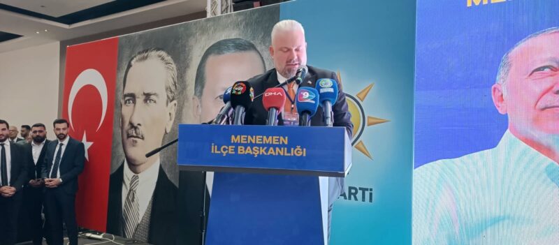AK Parti Menemen İlçe Kongresi’nde açıklamalarda bulunan Menemen Belediye Başkanı