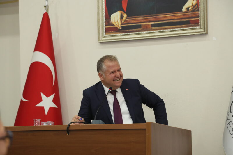 
Urla Belediyesi’nin 2025 yılı bütçesi, Belediye Meclisi tarafından onaylandı. 1