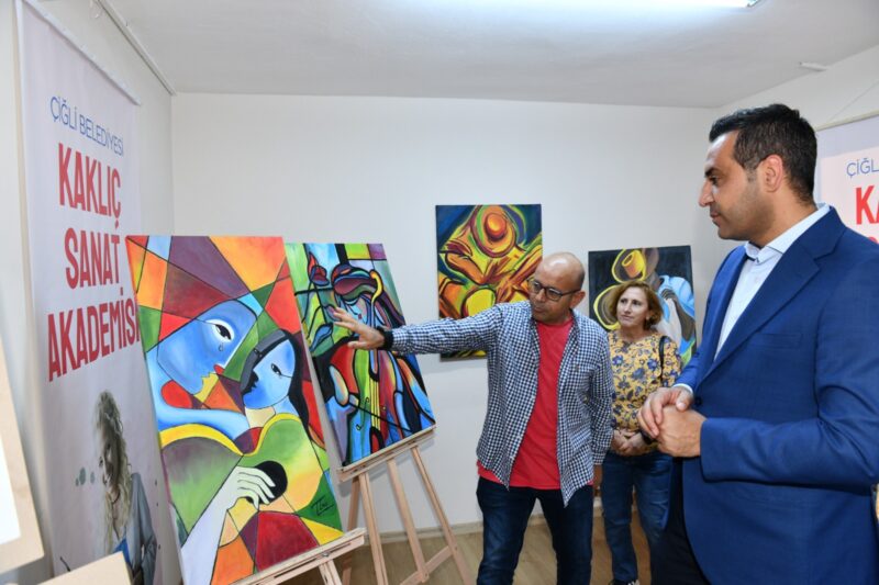 Çiğli Belediyesi, tarafından düzenlenen hobi ve meslek edindirme kursları ile
