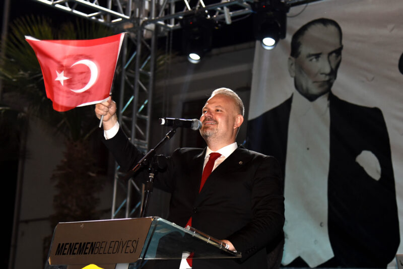 


Menemen Belediye Başkanı Aydın Pehlivan, Cumhuriyetimizin kuruluşunun 101’inci yıl dönümü
