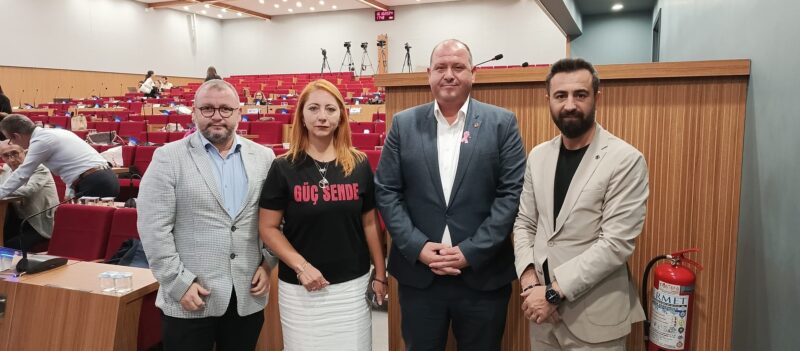 İzmir Büyükşehir Belediyesi Ekim ayı olağan meclis ikinci oturumunda Kadın’a