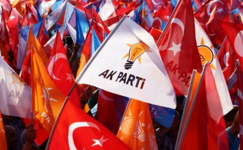 Ak Parti İzmir ilçelerinde, Eylül ayında delege seçimlerini tamamladı, şimdi
