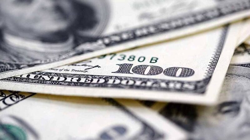 Liranın dolar ve euro karşısındaki eriyişi sürüyor. İstanbul serbest piyasada