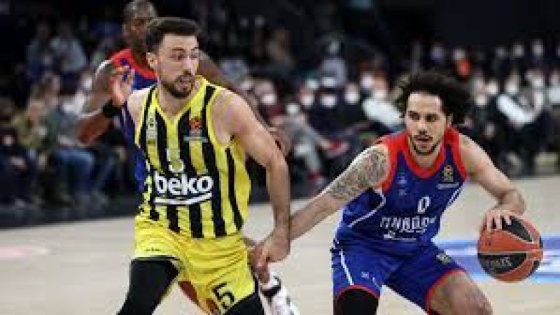 Anadolu Efes, EuroLeague'deki dev derbide Fenerbahçe Beko'yu konuk etti. Maçın
