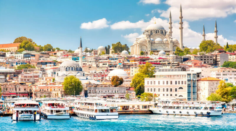 İstanbul'da sıcaklıklar tekrar artıyor. Cumartesi günü hava sıcaklığının 28 dereceye