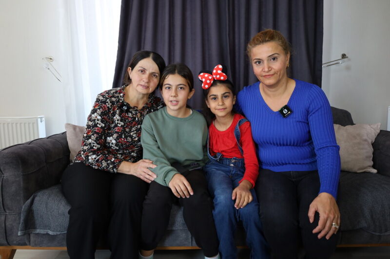 İzmir’de yaşayan diyabetli çocukların aileleri, çocuklarının yaşamlarını kolaylaştıracak teknolojik destekler