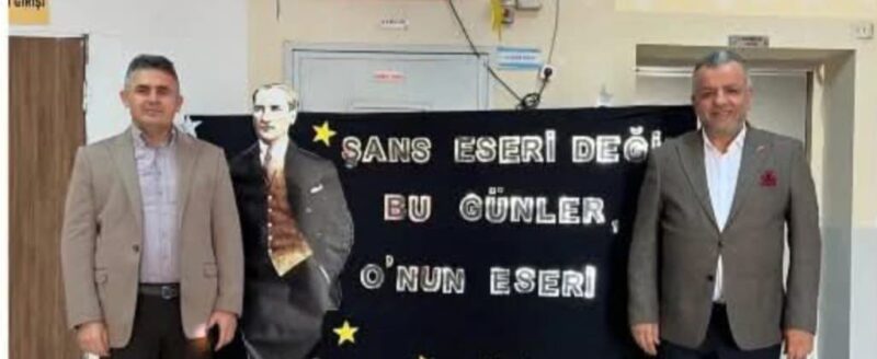 AK Parti Çiğli İlçe Başkanı Oktay Özdemir ve yönetimi, 24