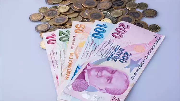 Çalışma ve Sosyal Güvenlik Bakanı Vedat Işıkhan, asgari ücretteki zam