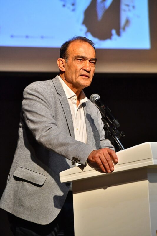 İzmir Büyükşehir Belediyesi Başkan Vekili Dr. Zafer Levent Yıldır, AKP