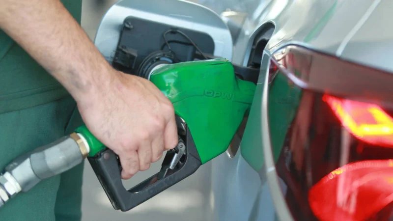 Brent petrol fiyatlarında dalgalanmayla, benzin, motorin ve LPG fiyatları da