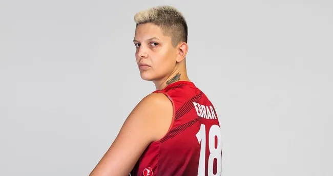 Rusya Ligi takımlarından Lokomotiv Kaliningrad'da forma giyen milli voleybolcu Ebrar