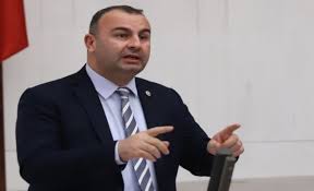 AK Parti Gençlik Kolları Başkanı ve İzmir Milletvekili Eyyüp Kadir