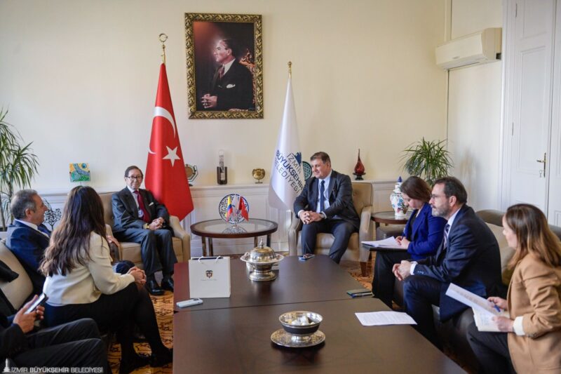 İzmir Büyükşehir Belediye Başkanı Dr. Cemil Tugay, Kolombiya’nın Ankara Büyükelçisi