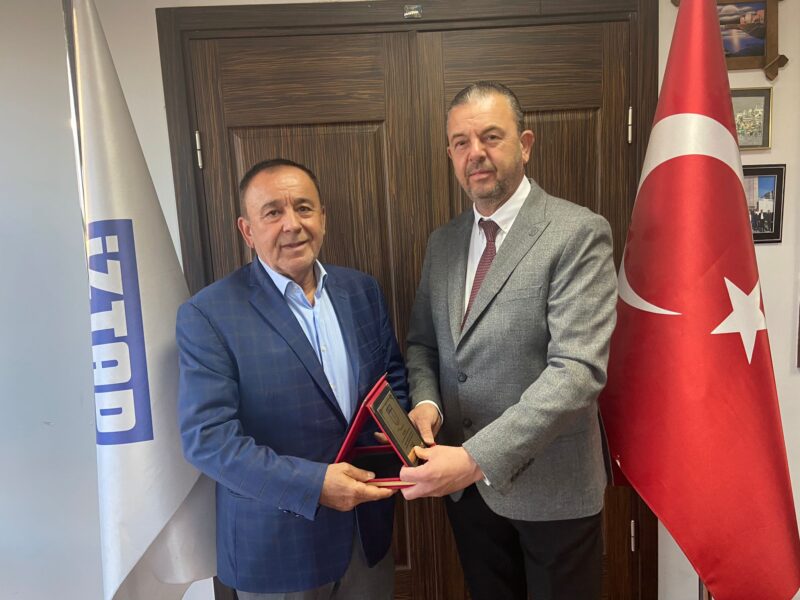 İzmir Toplu Taşımacılık ve Servis Hizmetleri Derneği (İZTAD), olağan genel