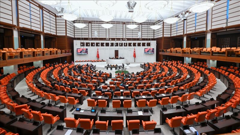 TBMM Genel Kurulunda, iç güvenlik alanında düzenlemeler içeren, Dahiliye Memurları