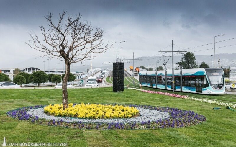 İzmir Büyükşehir Belediyesi’nin Konak, Karşıyaka ve Çiğli tramvay hatlarında kullanılacak