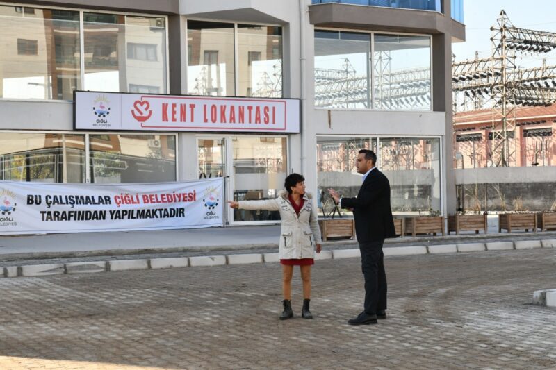Çiğli Belediye Başkanı Onur Emrah Yıldız, göreve gelir gelmez, ilçenin