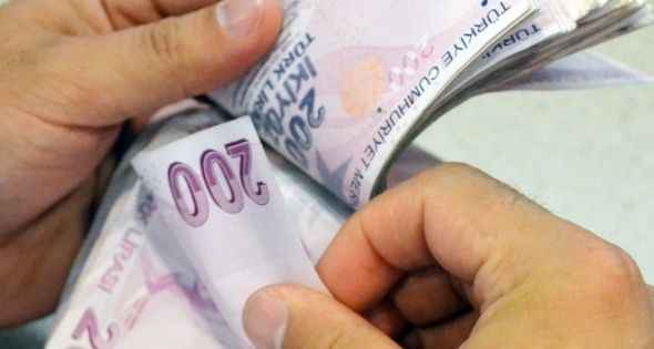 2025 yılı asgari ücret zammı için gözler son toplantıya çevrildi.