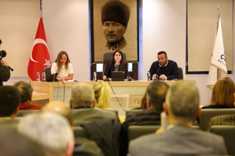 Çeşme Belediye Başkanı Lâl Denizli, Ocak Ayı Olağan Meclis Toplantısı’nda,