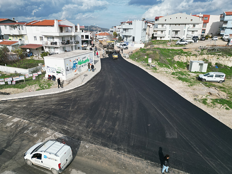 Urla Belediyesi ve İzmir Büyükşehir Belediyesi’nin işbirliğiyle, altyapı çalışmalarından etkilenen